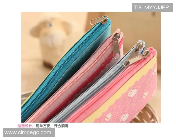 创意手工教程教你打造个性足球球星笔袋,轻松动手制作专属文具包 创意手工教程教你打造个性足球球星笔袋,轻松动手制作专属文具包